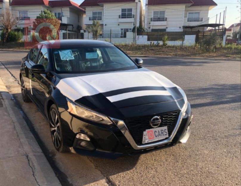 نيسان ألتيما